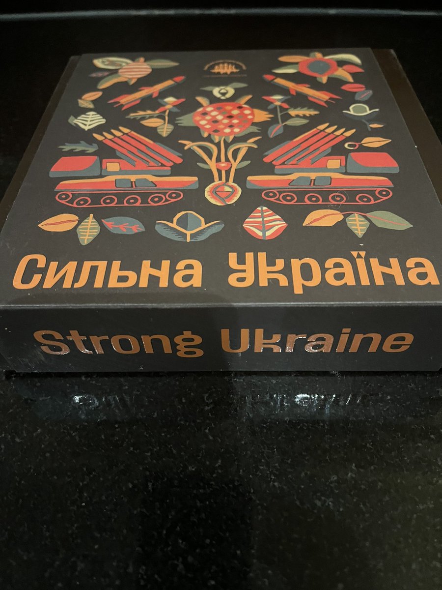 A box of 🇺🇦 chocolates I was given today by a dear 🇺🇦 friend. Tanks, air defence and missiles emblazoned on the front. If you don’t think the #Russianinvasion is affecting every part of Ukrainian life, take a good look.