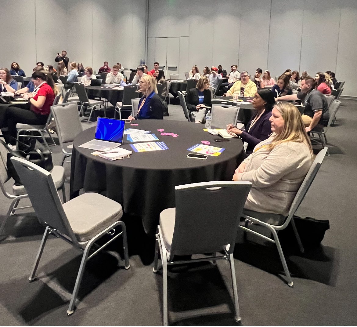 advisingky's tweet photo. “When nobody gets left behind, everybody moves forward.”
KAA is at #kyacac24 making valuable connections across the Commonwealth and presenting on milestones and strategies for student success. If you’re at KYACAC this week, find us and say hi! @CPENews @CEC_KY #welladvised https://t.co/Un8fzc9FmM