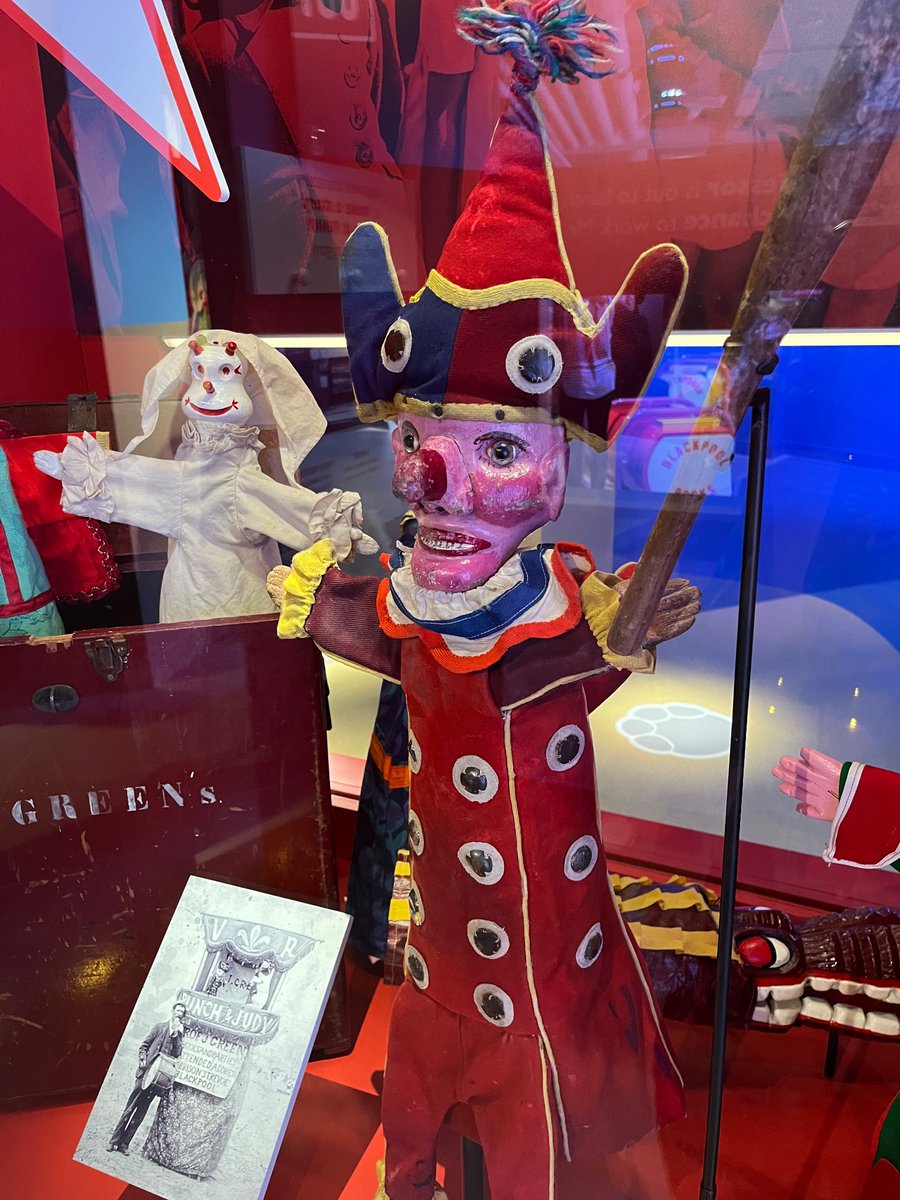 Fantastic to visit the opening of Blackpool’s brand new museum <a href="/ShowtownBPL/">Showtown</a>! Super collections, immersive design and interactivity, and loads of fun! Supported by 
<a href="/HeritageFundUK/">The National Lottery Heritage Fund</a> <a href="/DCMS/">Department for Culture, Media and Sport</a> <a href="/V_and_A/">V&A</a> Blackpool Council