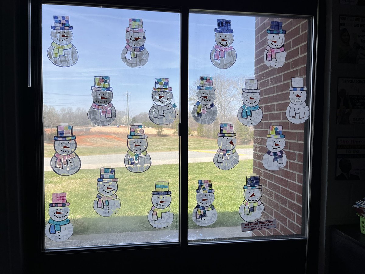 LearnWithMay's tweet image. We read “If Picasso Painted a Snowman” for #STEMAcrossAmericaWeek and talked throughout the day about the arts! Students got a chance to make their own piece of artwork by using tissue paper to make a snowman sun catcher. @SedgeGardenES