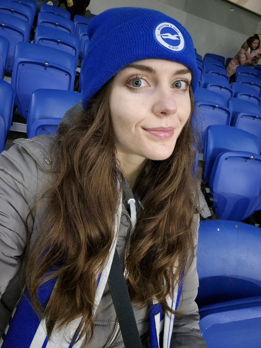 Britishteahater's tweet photo. Come on Brighton 💙🤍 https://t.co/GnibvpPa7i
