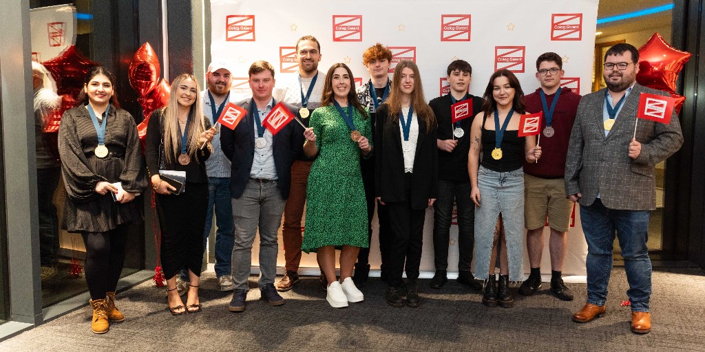 A HUGE congratulations to our 18 Skills Competition Wales medallists tonight 👏🏼🏆 @ISEinWales Well done all, it’s been an amazing night & you’ve done Coleg Gwent proud 😊 #TeamColegGwent #SCW24 Take your skills up a level at Coleg Gwent: coleggwent.ac.uk/skillscompetit…