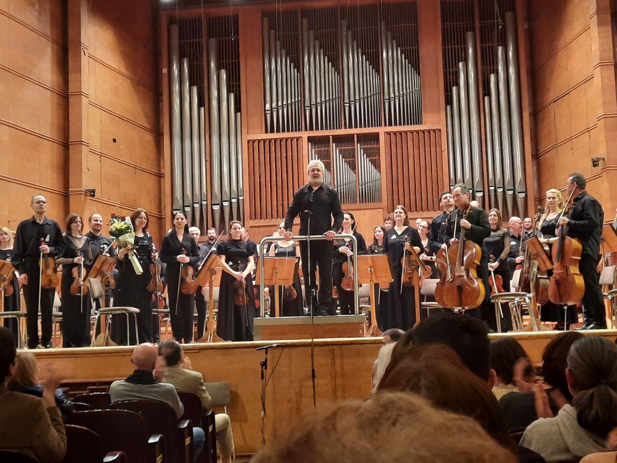 First concert at Bulgaria Hall in Sofia. Hard to think of a better piece to start than Shostakovich's colossal 8th symphony, with its enigmatic soothing ending after an hour of agony and horror. I googled good things about the Sofia Philharmonic and they truly didn't disappoint.