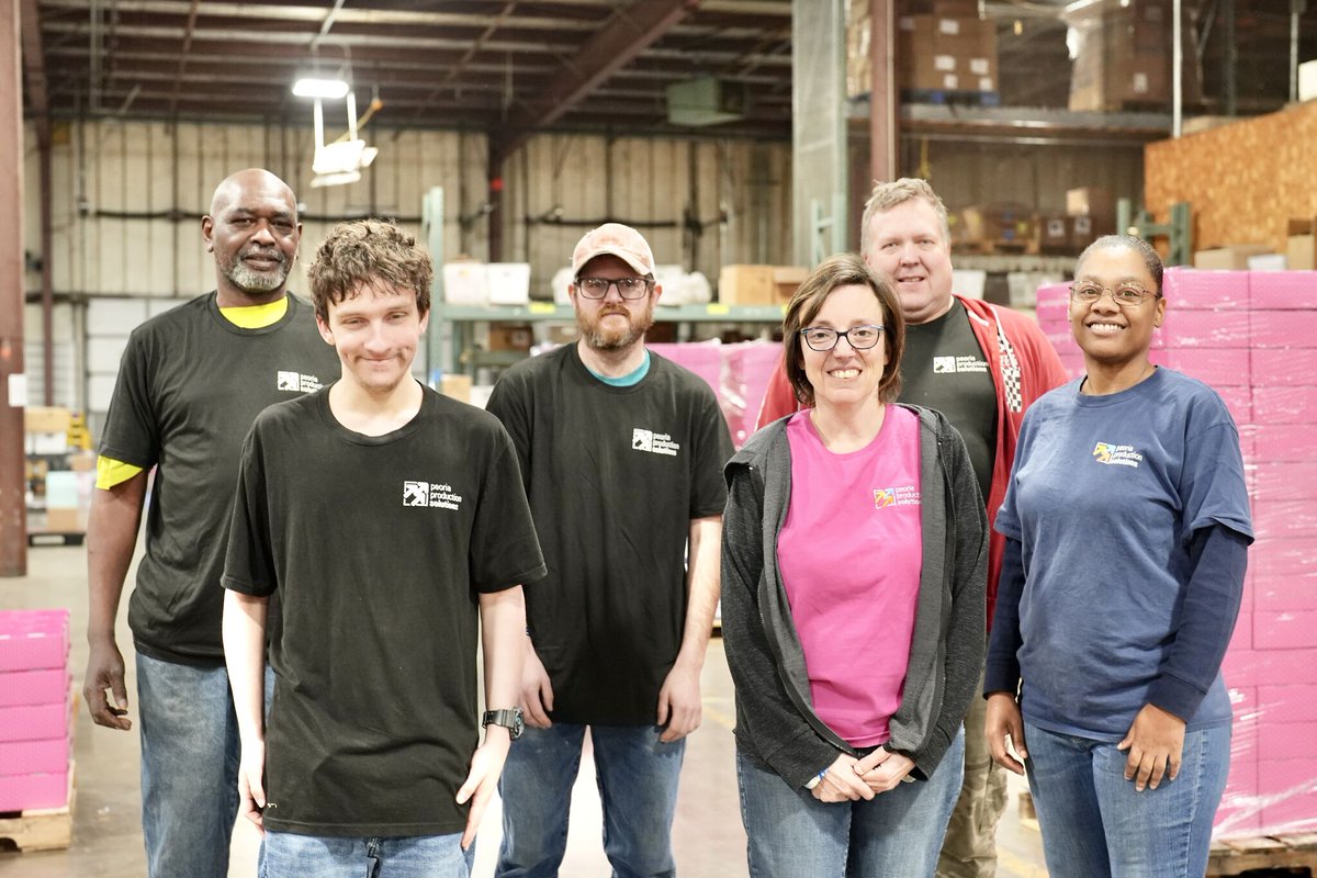 PeoriaPPS's tweet photo. Today, we would like to highlight our Bump Boxes department! These hardworking PPS employees assemble the month-to-month subscription boxes. They make sure the soon-to-be mothers and fathers have everything they need to begin their adventure as parents!
#Manufacturing #BumpBoxes https://t.co/qMjR675pWn