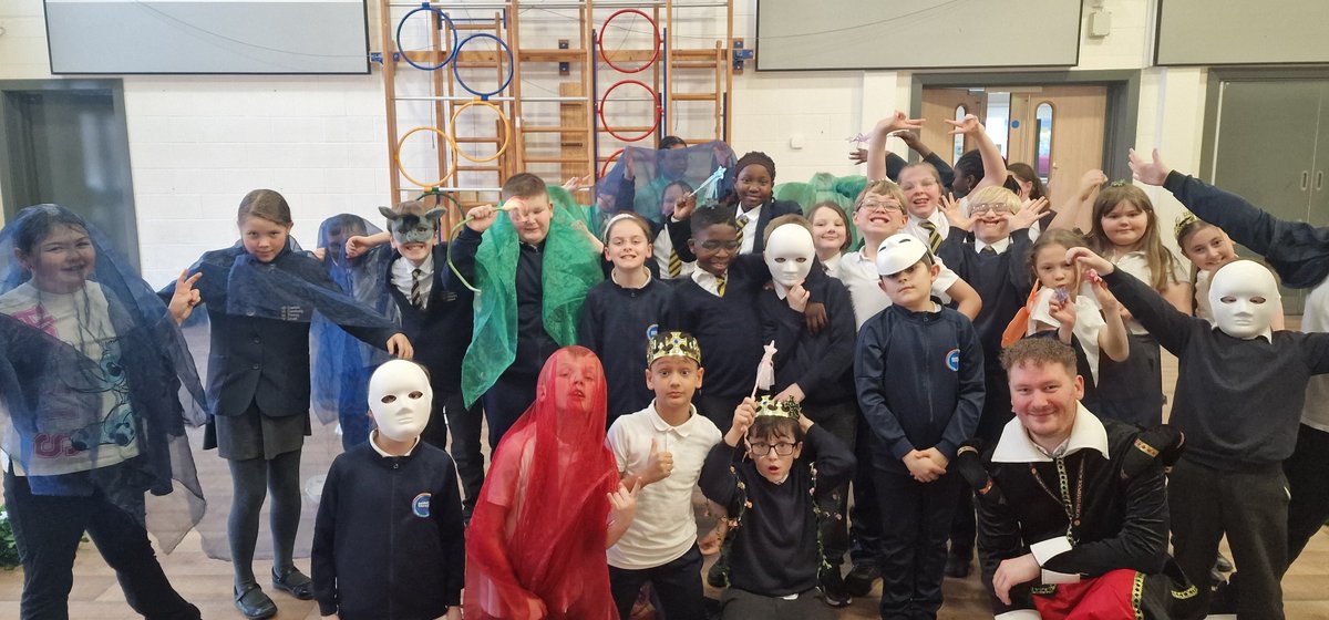 Exceptional performances from everyone in Y5 at <a href="/CroxtethC/">CroxtethCPS</a> !!!
Thank you for inviting me in as part of our <a href="/NorthLivAcademy/">North Liverpool Academy</a> Shakespeare Roadshow!
Well done for being super stars 🌟✨