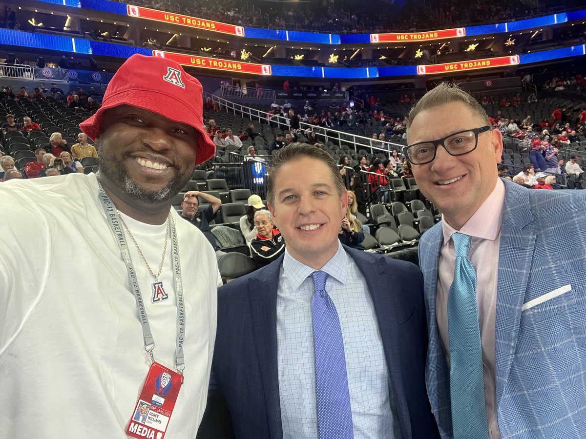 Vegas baby! Hanging with my guys @roxybernstein and @mattmuehlebach at the historic Pac-12 tourney @Pac12Network