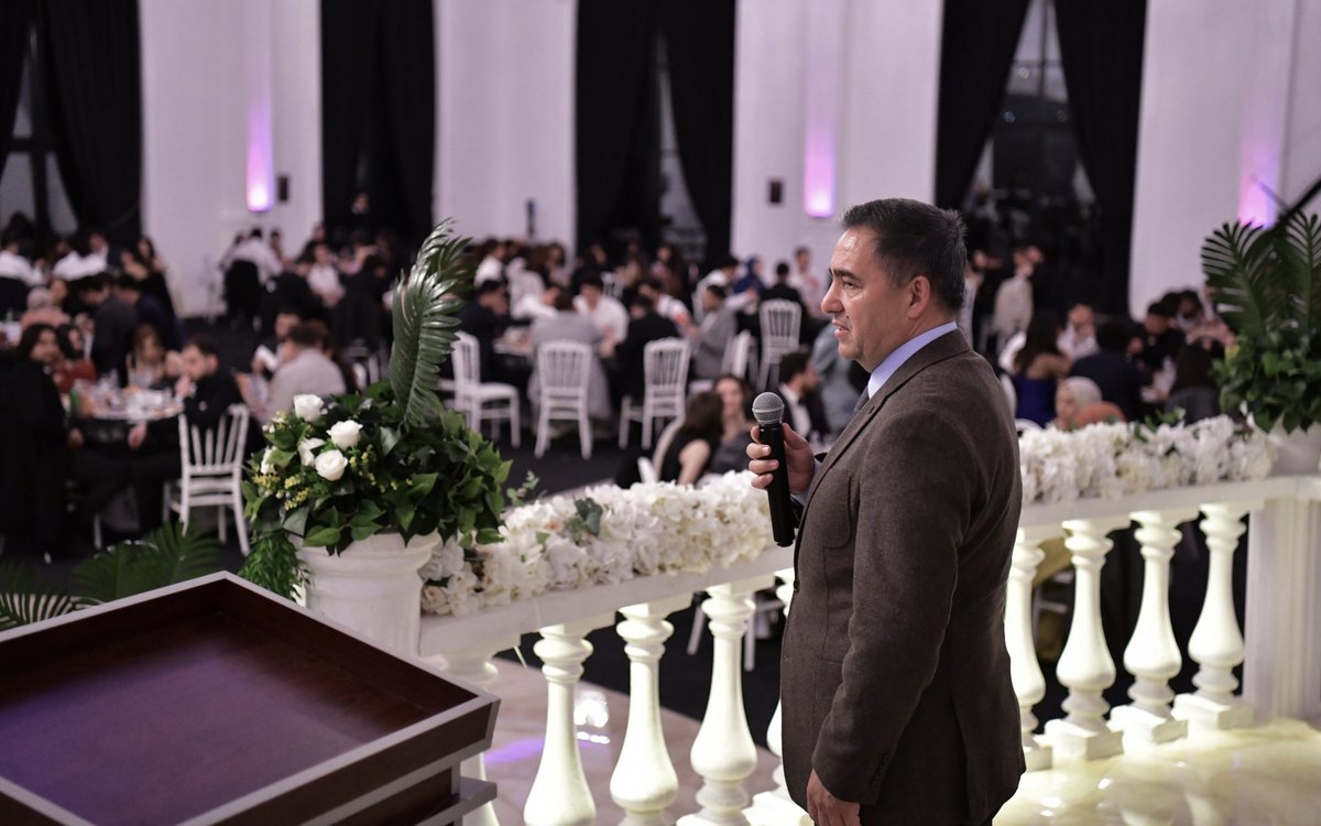 hmetebuhara's tweet photo. #14MartTıpBayramı vesilesiyle Bozkırın Tabipleri Öğrenci Topluluğu @aeubtot tarafından düzenlenen iftar programında Üniversitemiz Tıp Fakültesi öğrencileriyle bir araya geldik.

Değerli Hekim adaylarımıza öğrenim hayatlarında başarılar diliyorum. Günlerini gönülden kutluyorum.. https://t.co/LlbwuH8DnQ