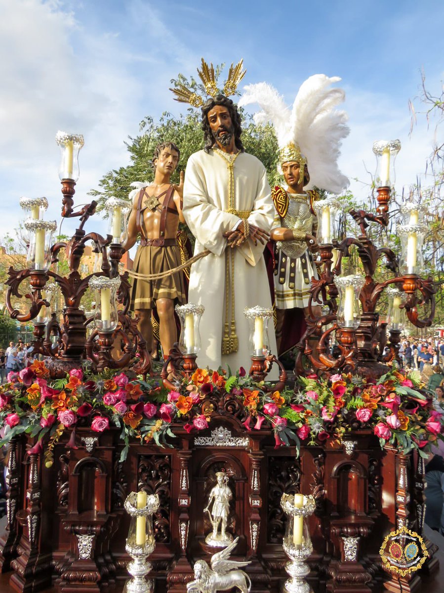 HdadPinoMontano's tweet photo. Este domingo 17 de marzo a las 20.00 horas, subida al Paso Procesional de Nuestro Padre Jesús de Nazaret.

➡️ La apertura de las puertas de la Parroquia será a las 19.45 horas. https://t.co/CF5pZAtZJV