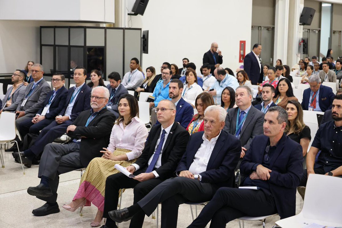 CancilleriaPma's tweet image. La canciller @JanainaGob, particpó en la más grande conferencia de ciberseguridad de Latinoamérica, #Cybertech2024 que congrega líderes de la industria, expertos en ciberseguridad y profesionales de todo el mundo para abordar los desafíos y oportunidades en este ámbito crucial.