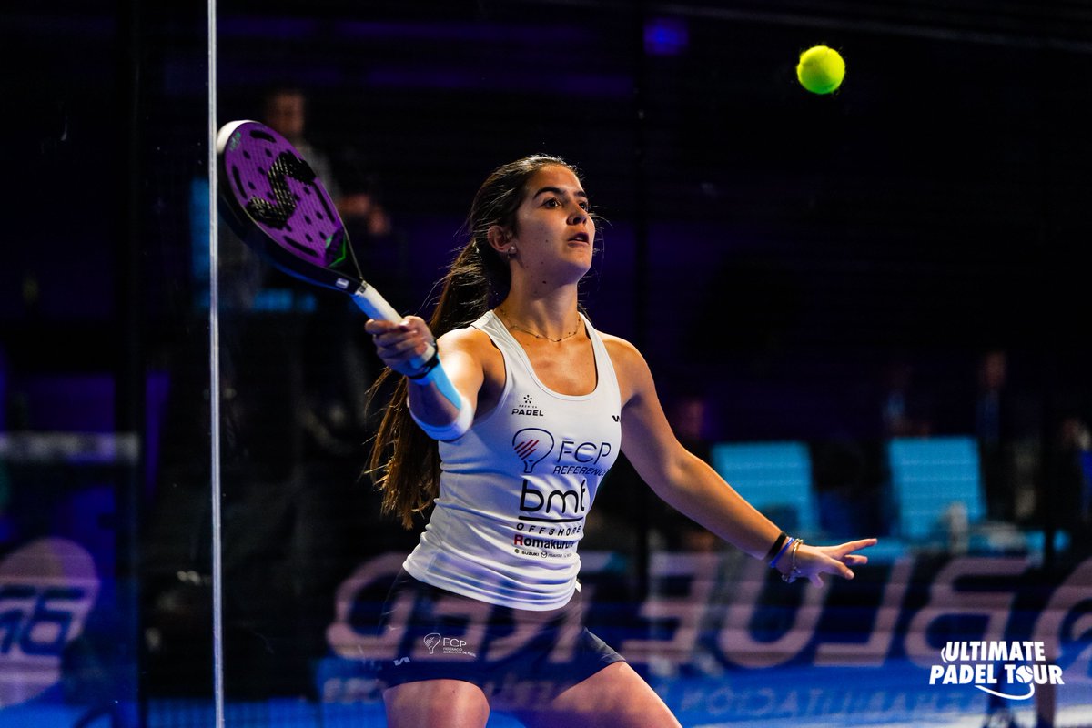 UltimatePadel's tweet photo. #UPTLeganés🥒
1/4 final 🚺 Femenino

👏 Jimena Velasco &amp; Noa Cánovas
🆚 6/4-6/2
👋 Ariadna Cañellas &amp; Teresa Navarro

📍La Cubierta de Leganés
🔢 Marcador en directo 👉 https://t.co/ZBUxCOUsXo

#ultimatepadeltour #LiberaTuPasión https://t.co/8OL7iQ7kyL
