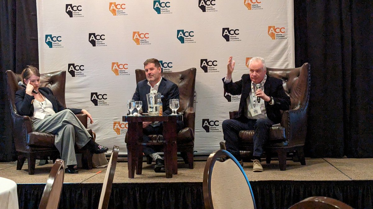 @RedDeerChamber listening to Media Panel on Alberta Politics @albertachambers Political Action Day in Edmonton. Listening to @ryanjespersen @jengerson @grahamthompson Great insights on state of Alberta Politics!