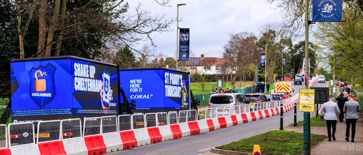 #StPatricksDay is right around the corner, but the party has already started at #CheltenhamFestival. With @Coral making the most of the extra eyeballs, they're using Digivans' full motion video and audio to boost impressions and recall 📈 #OOH w/ @kineticwwUK & @the7stars