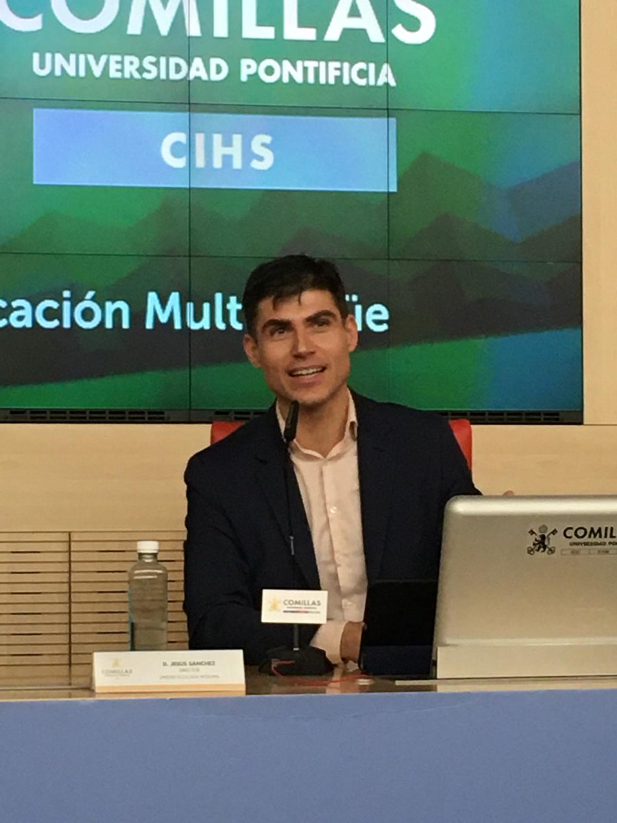 TeoComillas's tweet photo. Nuestro Prof. Dr. @iesuscamacho Jesús Sánchez Camacho ha participado hoy, 14 de marzo, en la Jornada Comunicando en Comillas: Comunicando la sostenibilidad".

➡️El Prof., además, es Director de la Unidad de Ecología Integral de @UCOMILLAS.

+ info https://t.co/uxCKhiynth https://t.co/zVa1Wj3IEk