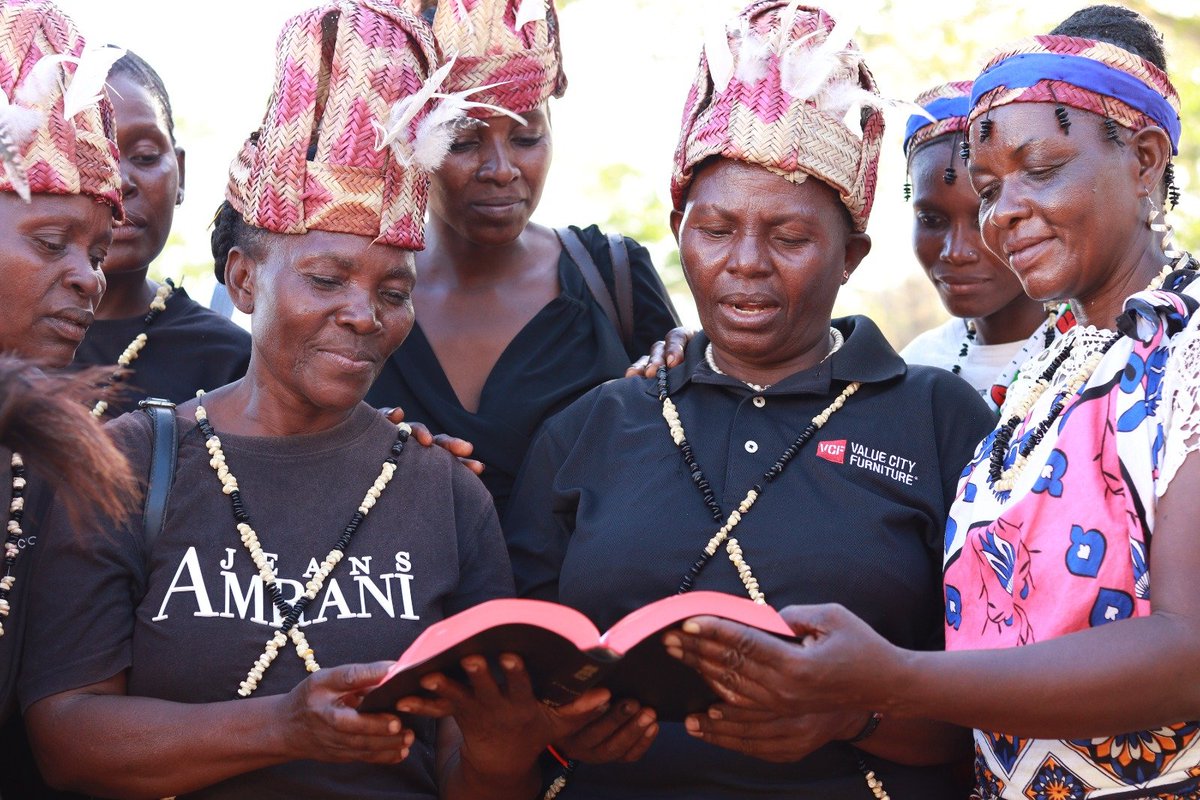 its_milliem7's tweet photo. @BTL_EA #runforthebibleless2024.
One sure way of seeing transformed lives is by people engaging with the word of God, even so in their language.
Join us this Sat as we run ndio wapate wote.
Karibuuu Nairobi, Nakuru and Eldoret. https://t.co/top1sI0cxD