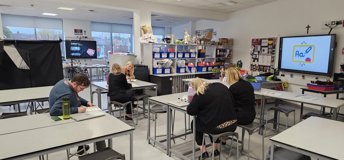 Lovely to spend some time with the art and drama teams in CPL yesterday, working on Cold Calling &amp; Checking for Understanding. <a href="/JHN_TDE/">JHN Teaching Development and Evaluation</a>