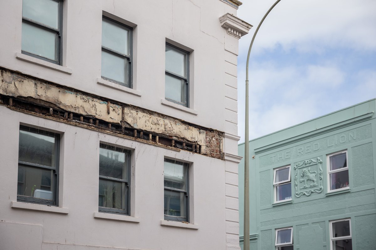 Facade collapse in North Road, Brighton