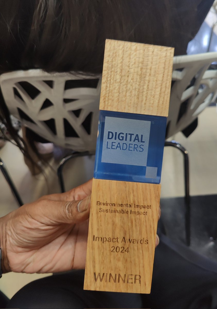 Really delighted to have won sustainable impact award for <a href="/MpftDigital/">MPFT Digital (NHS)</a> EPS <a href="/martyngwperry/">Martyn Perry</a> <a href="/endwar1967/">Andrew  Campbell</a> @pahal_pam <a href="/SportsProPhysio/">Dom Ellington</a>