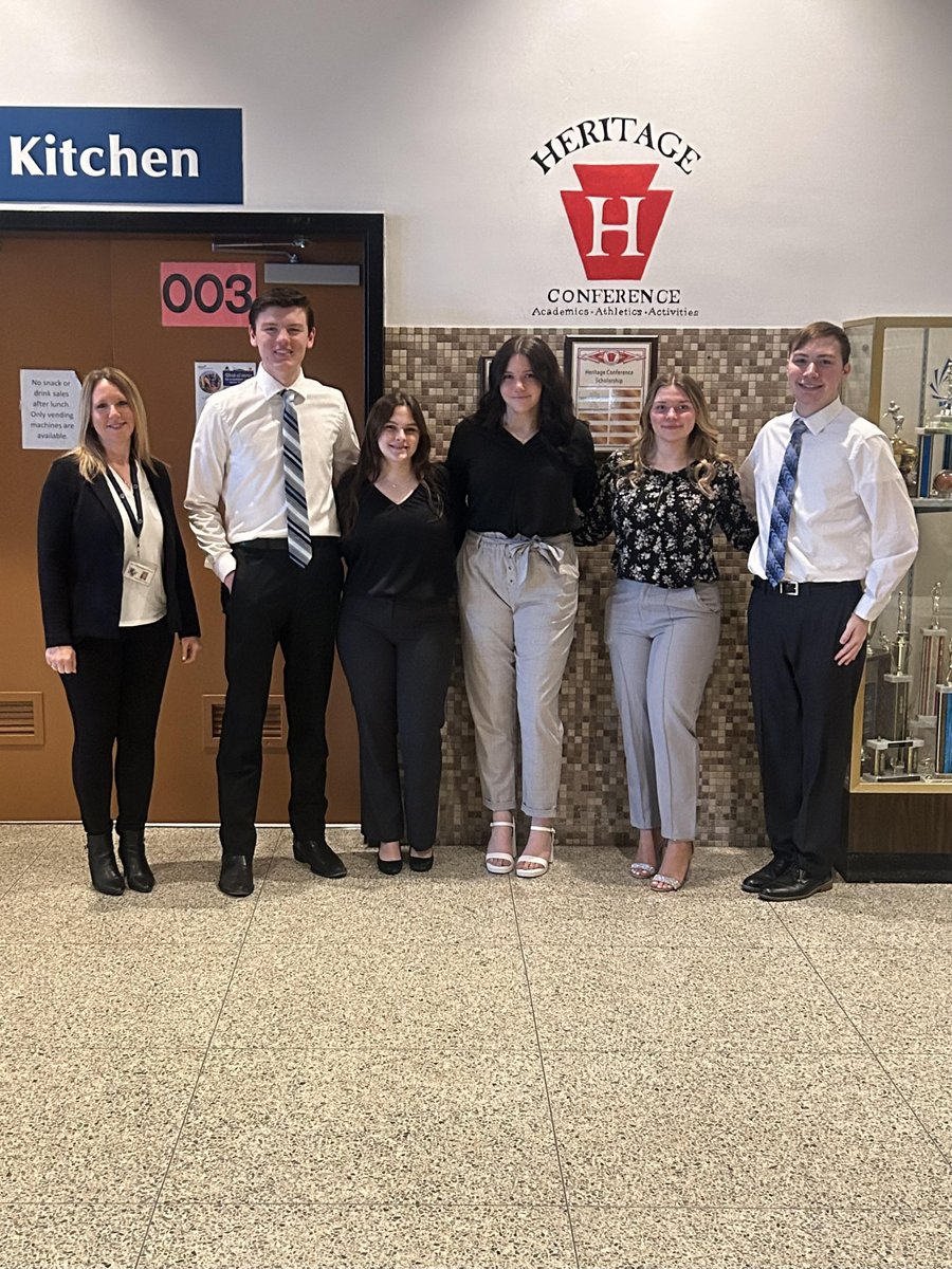 River Valley School District (@rvsdpanthers) on Twitter photo Heritage Academic Competitions update!
🗞️The RVHS Current Events team finished 7th overall and 3rd in the Kahoot Current Events Challenge! Emma Prenni was named MVP! 🏗️The RVHS Science team finished 7th overall and took the "Tallest Tower" award!
<a href="/RVSDSuper/">Philip Martell</a> <a href="/rvhspanthers1/">River Valley High School</a> Heritage Academic Competitions update!
🗞️The RVHS Current Events team finished 7th overall and 3rd in the Kahoot Current Events Challenge! Emma Prenni was named MVP! 🏗️The RVHS Science team finished 7th overall and took the "Tallest Tower" award!
<a href="/RVSDSuper/">Philip Martell</a> <a href="/rvhspanthers1/">River Valley High School</a>