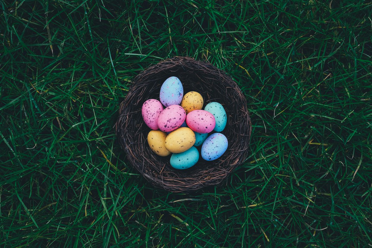 Zu #Ostern bieten wir ein besonderes Menü an. Am 31. März und 1. April können unsere Gäste zwischen ein 4- oder ein 3 Gang Menü wählen. 
Für die kleinen Gäste gibt es ein Kinder-Menü 
Weitere Informationen und Reservierungen unter info@adler-asperg.de oder 07141 26 60.