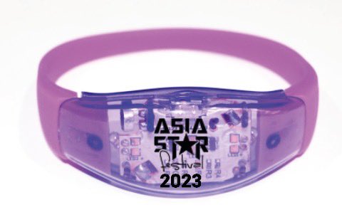 LobeProjetos's tweet photo. QUAL EVENTO VCS FOI ??
Qual pulseira vcs tem 🥹

Reunimos aqui todas nossas Pulseiras Led 

ONDE TUDO COMEÇOU✨
#AsiaStarFestival 

07/07/2023💜

Brilhamos com as led Roxinha 
Ao som de 
#BoyStory #Classy #Tribe #2z #JEFFSATUR #Miyavi https://t.co/tihEI6NgAy