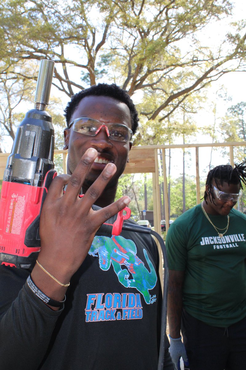 Had a great time helping build someone’s future home with <a href="/alachuahabitat/">Alachua Habitat</a> 
You too can help by donating at 
alachuahabitat.org 
<a href="/Fl_Victorious/">Florida Victorious</a>  #FVFoundation