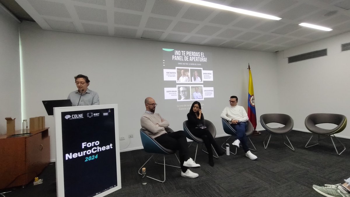 BrainAWColombia's tweet photo. #NeuroCheat @UniversidadEan @ColneColombia el mercadeo no tiene la culpa de la desinformación en redes! Dice el Dr Sadoth Giraldo https://t.co/c4YDrVf3CW