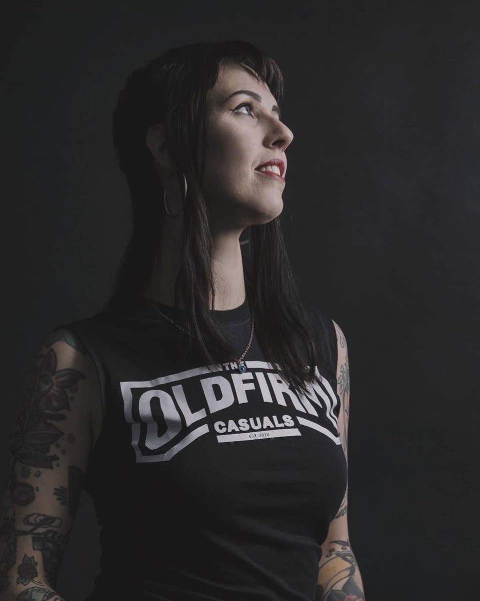OxbloodClothing's tweet photo. From @maaikeandrews #mod #hardmod #mensfashion #mensfashion #menswear #trojanskins #punkstyle #retrostyle #chelseahaircut #sharp #skinhead #skingirl #70sfashion #casualgirl #suedeheads https://t.co/LWfVjJUXBt