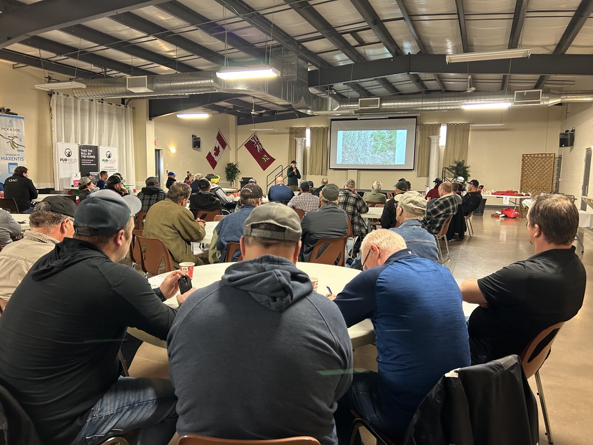 Great turn out today for Scotland Agromart’s Grower Meeting at the Burford Ag Hall.  Nitrogen management, cover crops, herbicide refresher, #PurYield #ControlledReleaseFertilizer #NutrientUseEfficiency