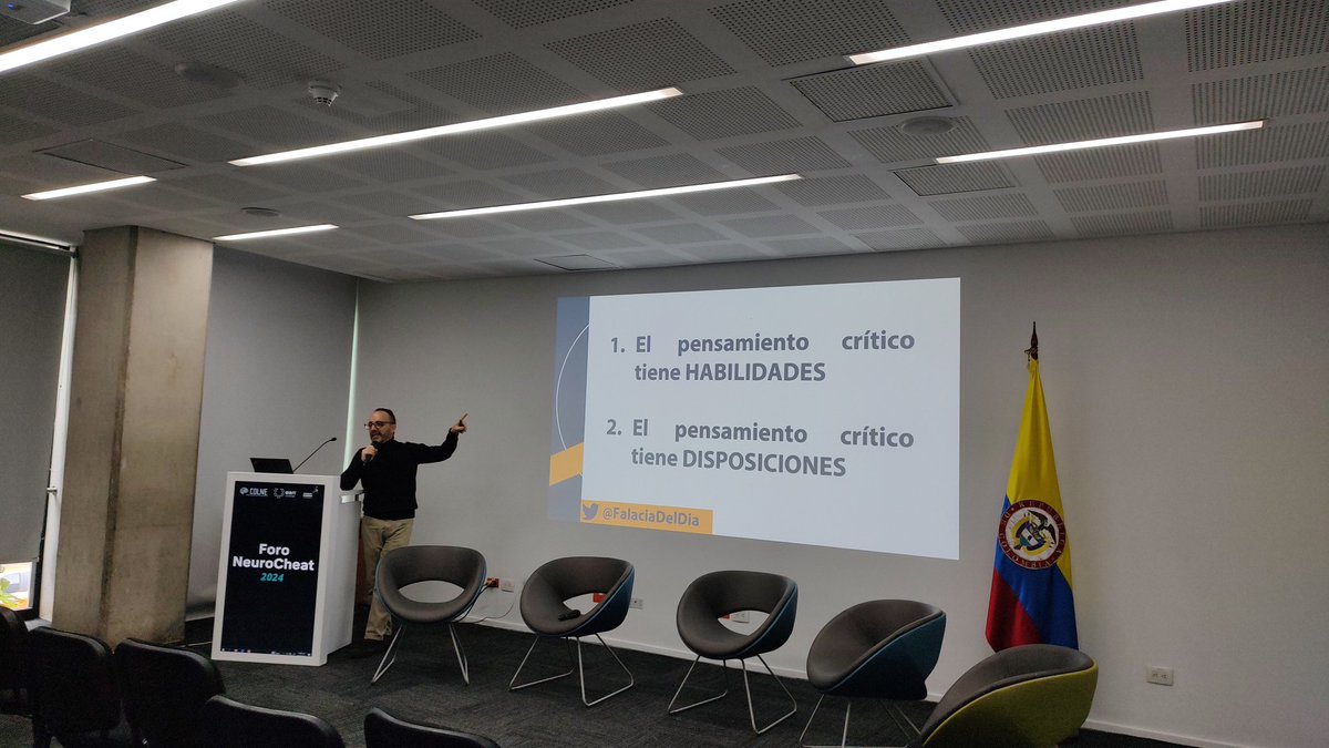 BrainAWColombia's tweet photo. Herramientas de pensamiento y lectura crítica en el #NeuroCheat #BAWColombia #brainawarenessWeek @ColneColombia @FalaciaDelDia https://t.co/KXlkDBcFzw