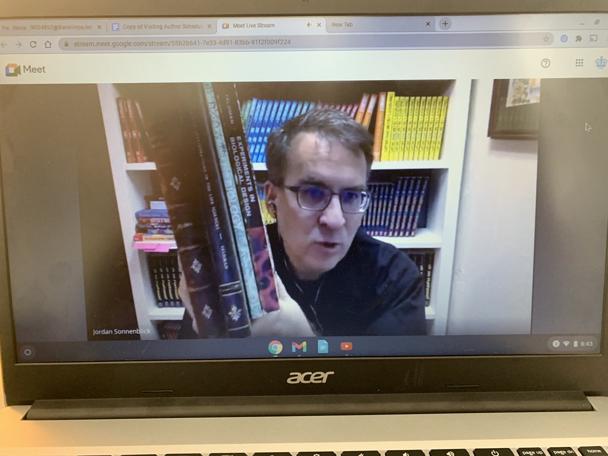 Crazy Reading Ladies tweet media