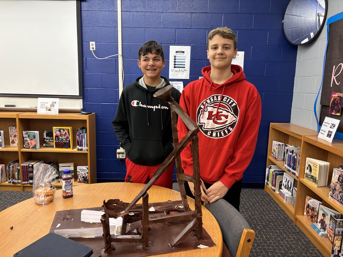 Bioisfun's tweet photo. Roller Coaster showcase. These students did amazing work and learned a lot of physics concepts #DMSLeads https://t.co/qdZ9Qh8TLt
