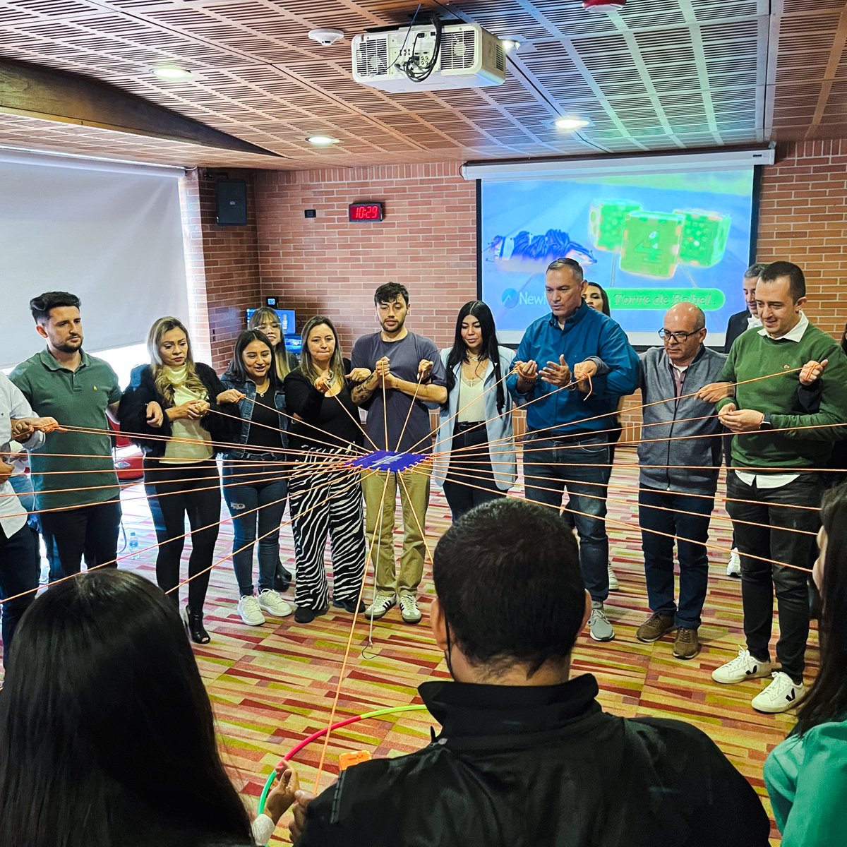 NewNetSA's tweet image. 📣🎉 ¡Primera reunión de integrantes NewNet 2024: ¡Un éxito total!

¡Comenzamos el año con energía! En nuestra primera reunión de comunicaciones del 2024, celebramos los logros y metas del equipo y nos motivamos para seguir creciendo juntos.

#NewNetSA #Proposito #Equipo #Cultura