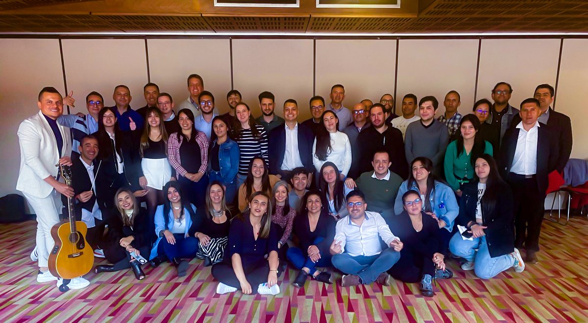 NewNetSA's tweet image. 📣🎉 ¡Primera reunión de integrantes NewNet 2024: ¡Un éxito total!

¡Comenzamos el año con energía! En nuestra primera reunión de comunicaciones del 2024, celebramos los logros y metas del equipo y nos motivamos para seguir creciendo juntos.

#NewNetSA #Proposito #Equipo #Cultura