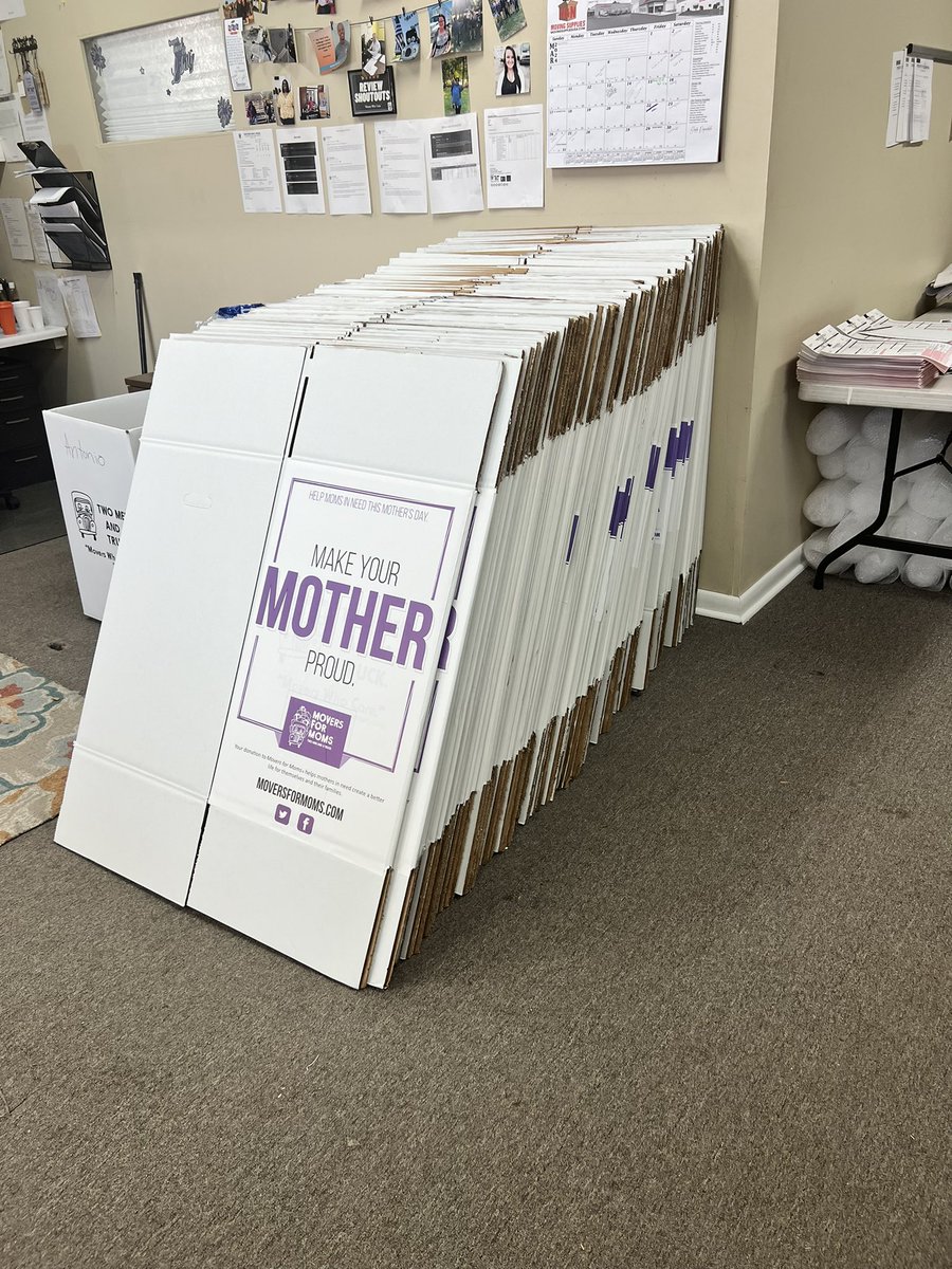 twomenhsv's tweet photo. Movers for Moms prep in progress!!! See what all the fuss is about at https://t.co/omOqYG37k3 #annualgivebackcampaign #downtownrescuemission #collectiondrive #moverswhocare https://t.co/v4jN8C3QYR