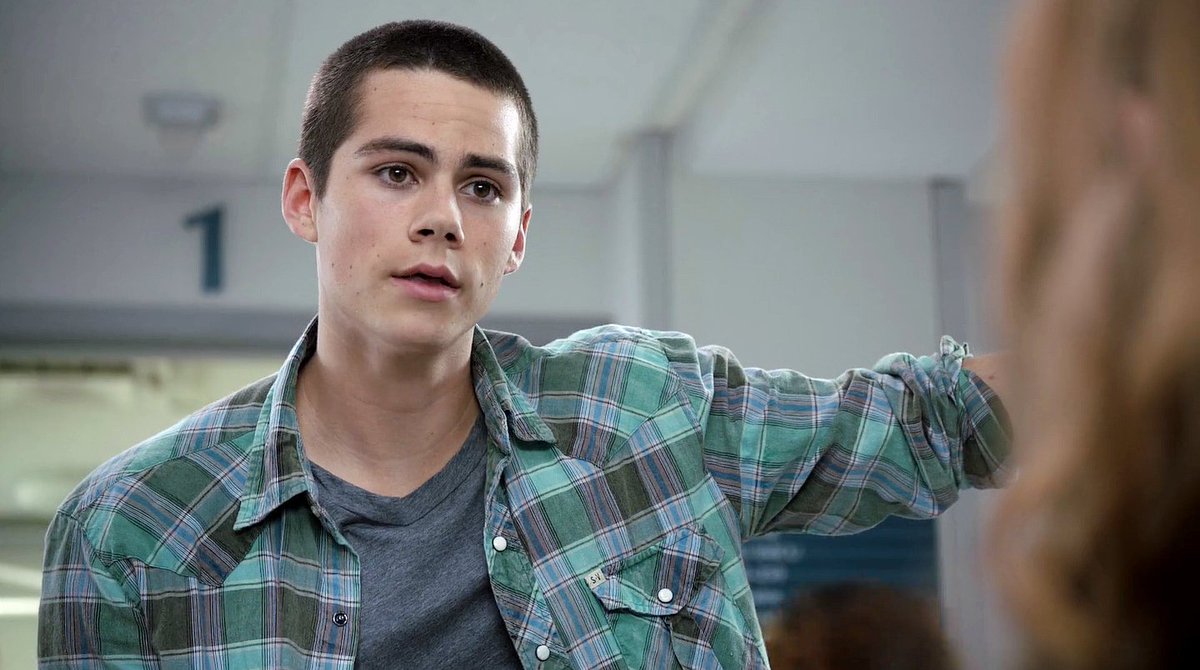 stydinskl's tweet photo. Stiles said "everything's changed" but not the way he's been looking at Lydia https://t.co/3ysKqVHtIx