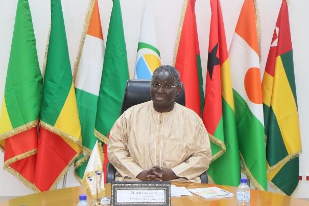 UEMOA_Officiel's tweet photo. Le Président du #ConseildesCollectivitésTerritorialesdelUEMOA, #OumarBA a été reçu par le Président de la @UEMOA_Officiel, #AbdoulayeDIOP, ce 14 mars 2024 à #Ouagadougou. Les échanges ont porté sur le processus d’intégration régionale et les grands chantiers de l’Union. https://t.co/O1rJ3oXxYu