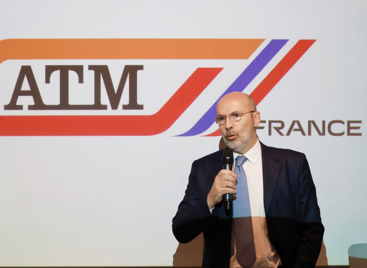 Rencontre avec le directeur général de <a href="/atm_informa/">Azienda Trasporti Milanesi</a>, l'opérateur de transports public italien qui veut faire rouler les bus et métro pour <a href="/IDFmobilites/">IDF Mobilités</a> 
Après tout la <a href="/RATPgroup/">RATP Group</a> fait bien rouler des bus en Toscane