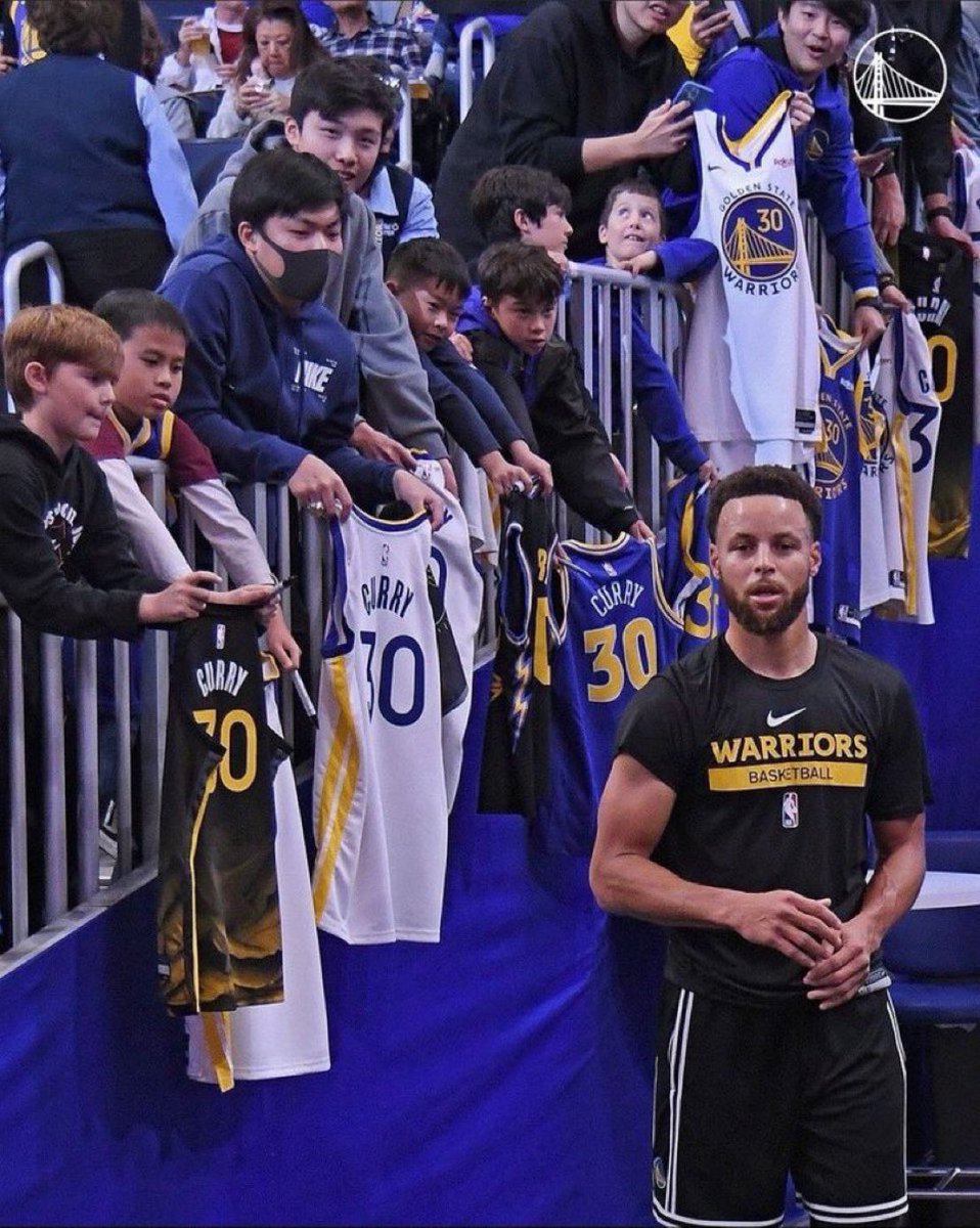 Hoopss's tweet photo. The most loyal player in NBA history https://t.co/1yaaCzmZhw
