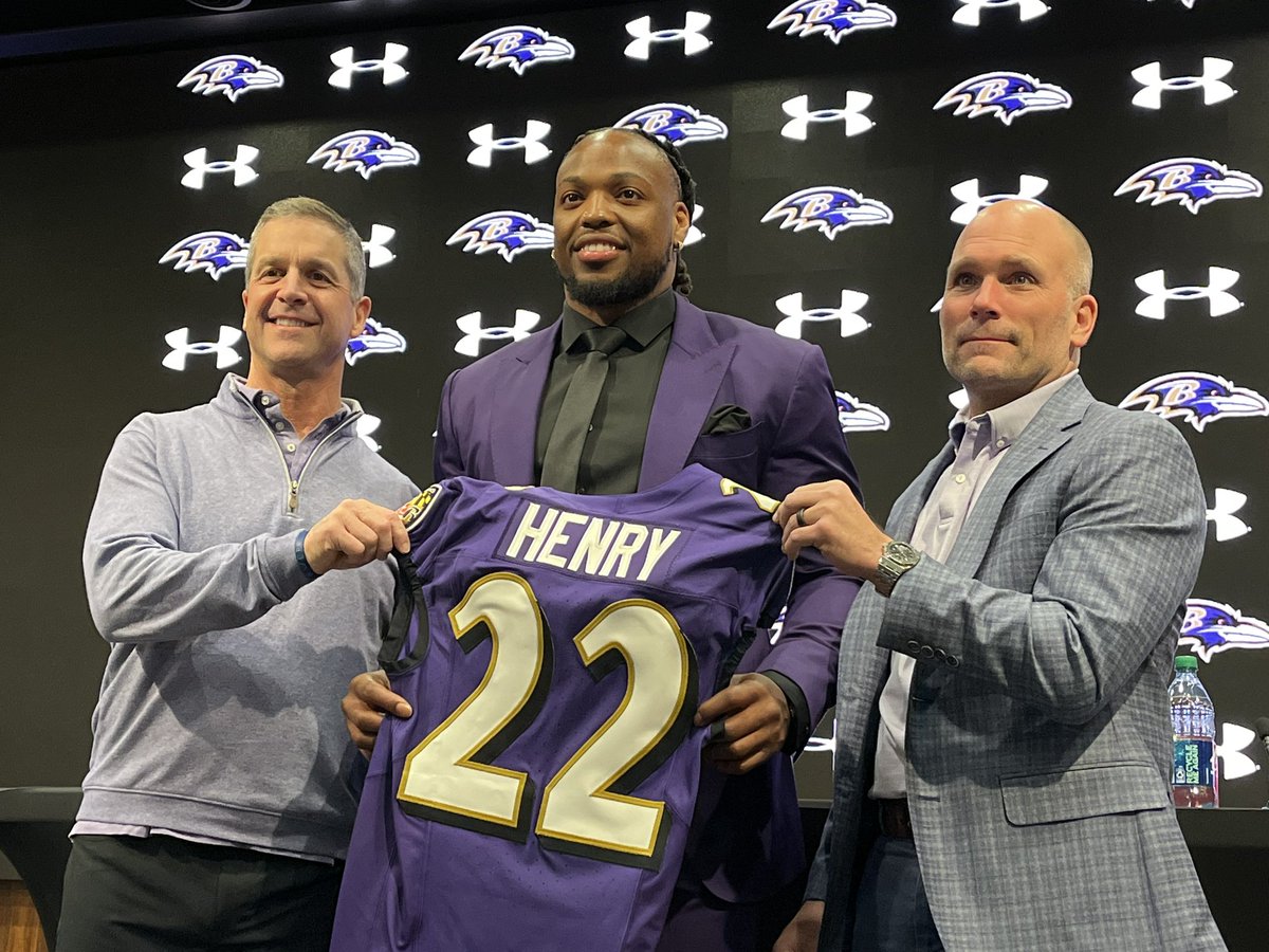 jamisonhensley's tweet photo. The new Ravens No. 1 RB — Derrick Henry https://t.co/9V7gcBDE2F