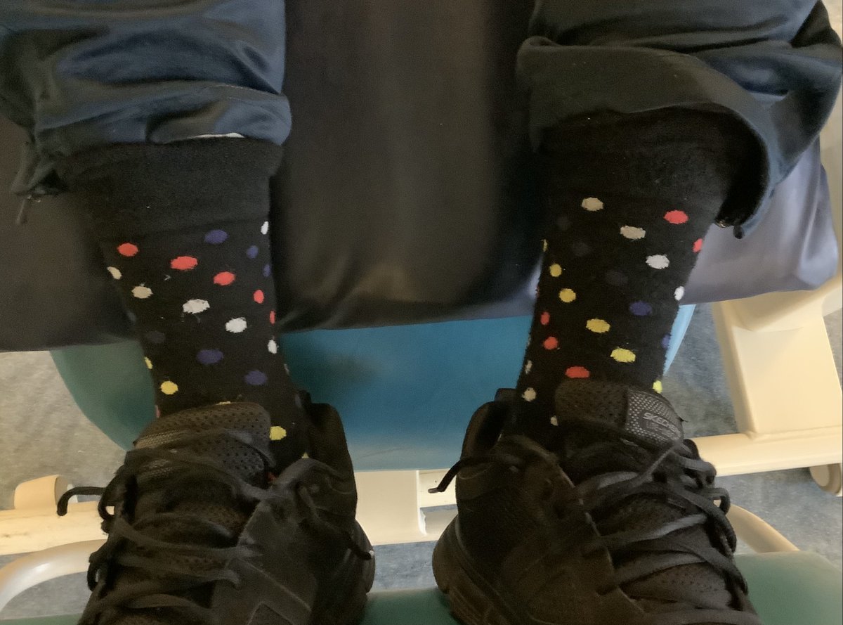 The men came in spots unintentionally for Sock It To Kidney Disease today🧦😁#WorldKidneyDay #WorldKidneyDay2024 #nhs #nuh #dialysisunit #renaldialysis #dialysis #KidneyDisease #KidneyHealth #healthcare #KidneysMatter