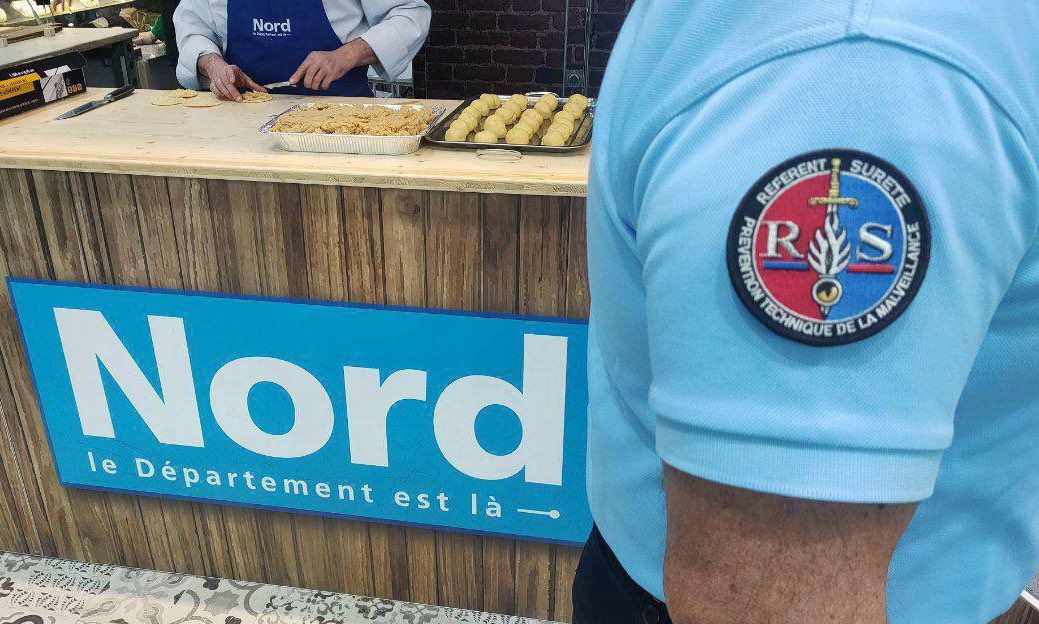 Gendarmerie_059's tweet image. Retour en images sur la présence d’un gendarme « référent sûreté » du Nord au salon international de l’agriculture - objectif : promouvoir l’action de prévention de la malveillance au profit notamment des agriculteurs #sia2024 #AvosCotés #NotreEngagementVotreSecurite