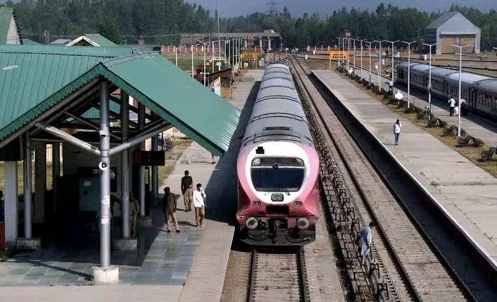 RunyalR's tweet photo. Well Come to Kashmir
#Photography https://t.co/jOUYSOJZIN