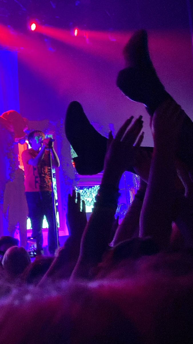 CHECKM4TE's tweet photo. pix from parx :) https://t.co/LppvzjS4it