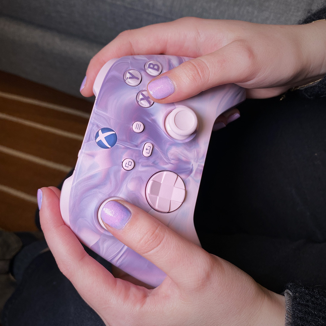 POV: the Dream Vapor controller is so beautiful you simply must match 🎮