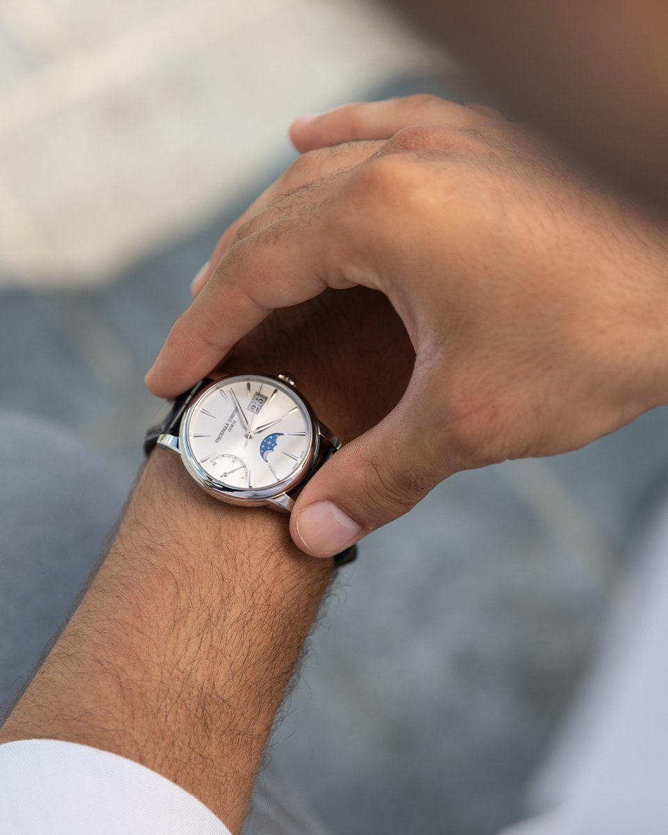 FrederiqueConst's tweet photo. A watch is not merely a timekeeping device or a fashion accessory; it is a masterpiece of mechanical artistry, capturing the essence of craftsmanship and timeless precision.

Learn more: https://t.co/7F11INiQcE

#ManufactureCollection #BigDate #LuxuryWatch #LiveYourPassion https://t.co/JsAFEtC7hw