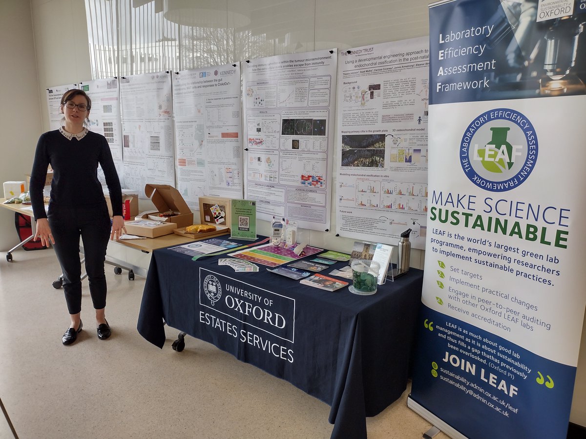 @JohnsonTheana @oxfordenvsust Thanks so much to Charlotte Houghton, Carbon Reduction Manager for answering @LEAFinLabs questions, bringing helpful giveaways, supplying the amazing quiz prizes, & making the event a big success! 🍃🔬 @oxfordenvsust