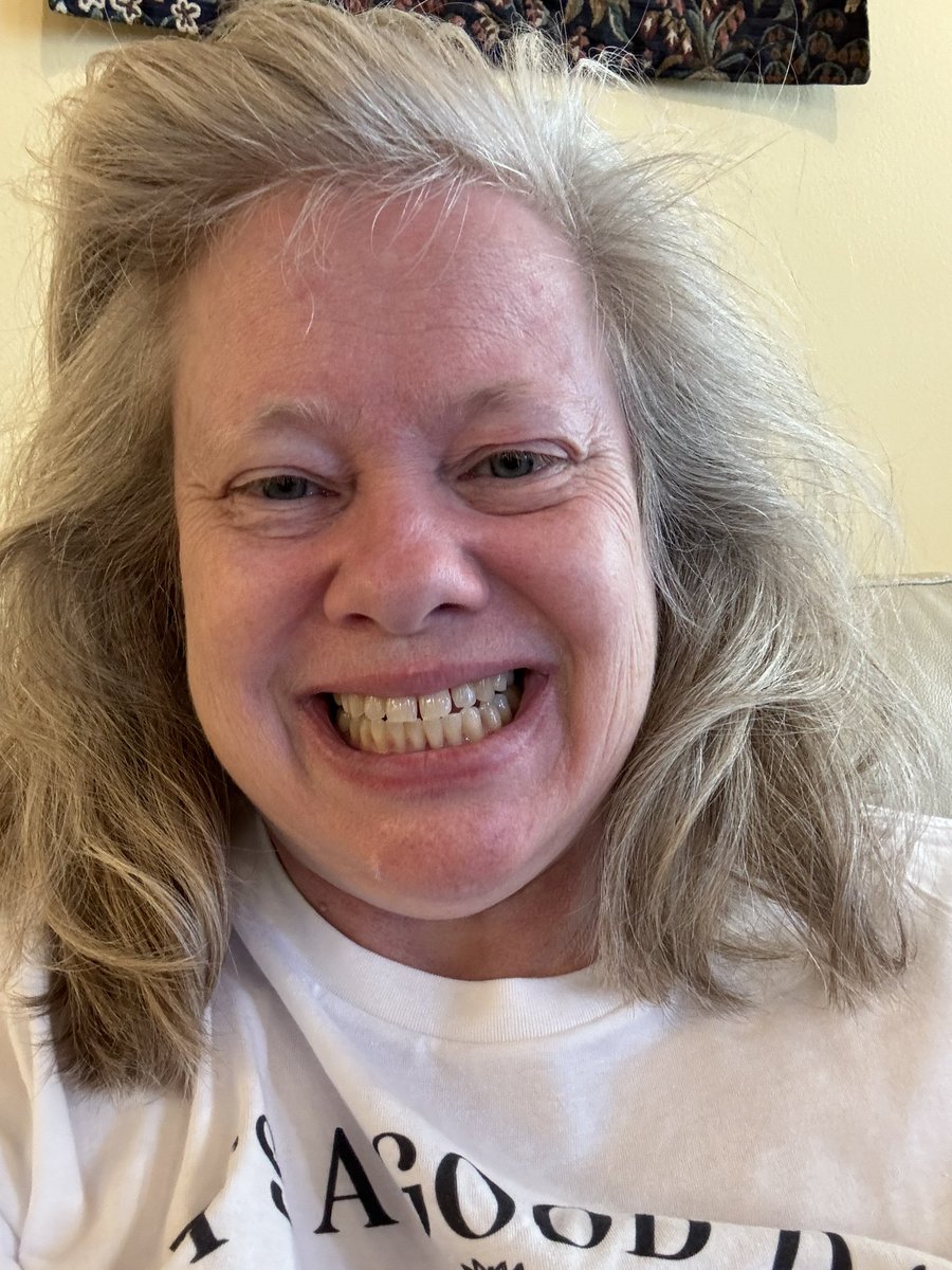 DCBelleonWheels's tweet image. For those of you keeping track, today is a much better day. I still feel like my head is about to blow off but work is happening in a fully lighted room and much less aching. Huge improvement from yesterday. Thank you for praying. #sinusproblems #cherryblossoms #pollen…