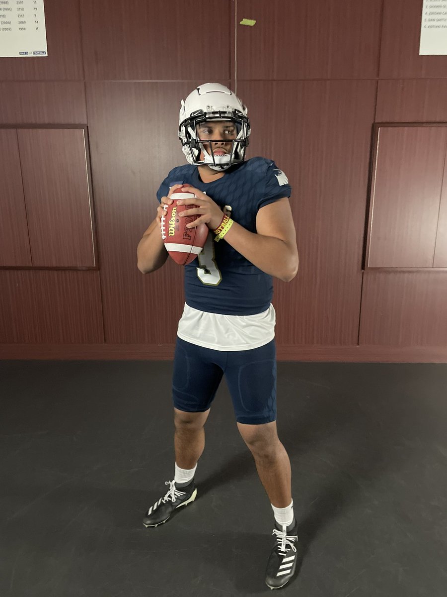 After a great official visit, and many conversations with <a href="/CoachNill/">Blake Nill</a> and <a href="/ShoWill33/">Shomari Williams</a>, I am thankful to have received my third Official USPORTS scholarship offer from the University Of British Columbia.
🦅

#gobirds