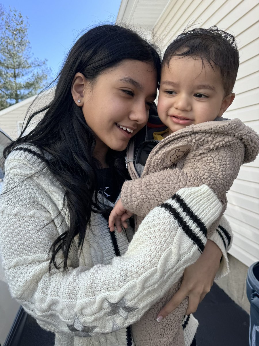 videeshabalhara's tweet photo. Proud big sister ❤️ @Tobin4Pam @MsSilverman_ @ParkwayEMSchool @msfarinella https://t.co/ykIEWp2G4M