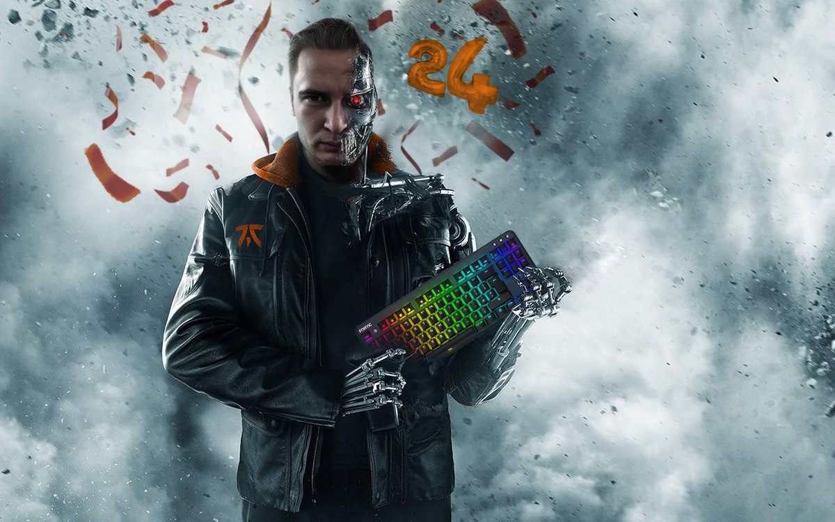 Today it's been 24 years since the <a href="/Humanoidlol/">Marek Brázda</a>  arrived from the future, a machine with one mission, to eliminate the eastern mid lane players from Korea and China to prevent Europe and America from losing all their slots on Worlds in the future. Happy birthday, Máro! 

cz: Dnes